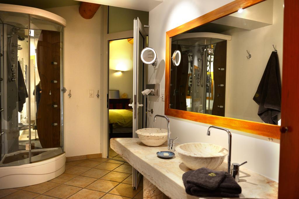 Bed and Breakfast Mas De Carabelle La Roque-Alric Zimmer foto