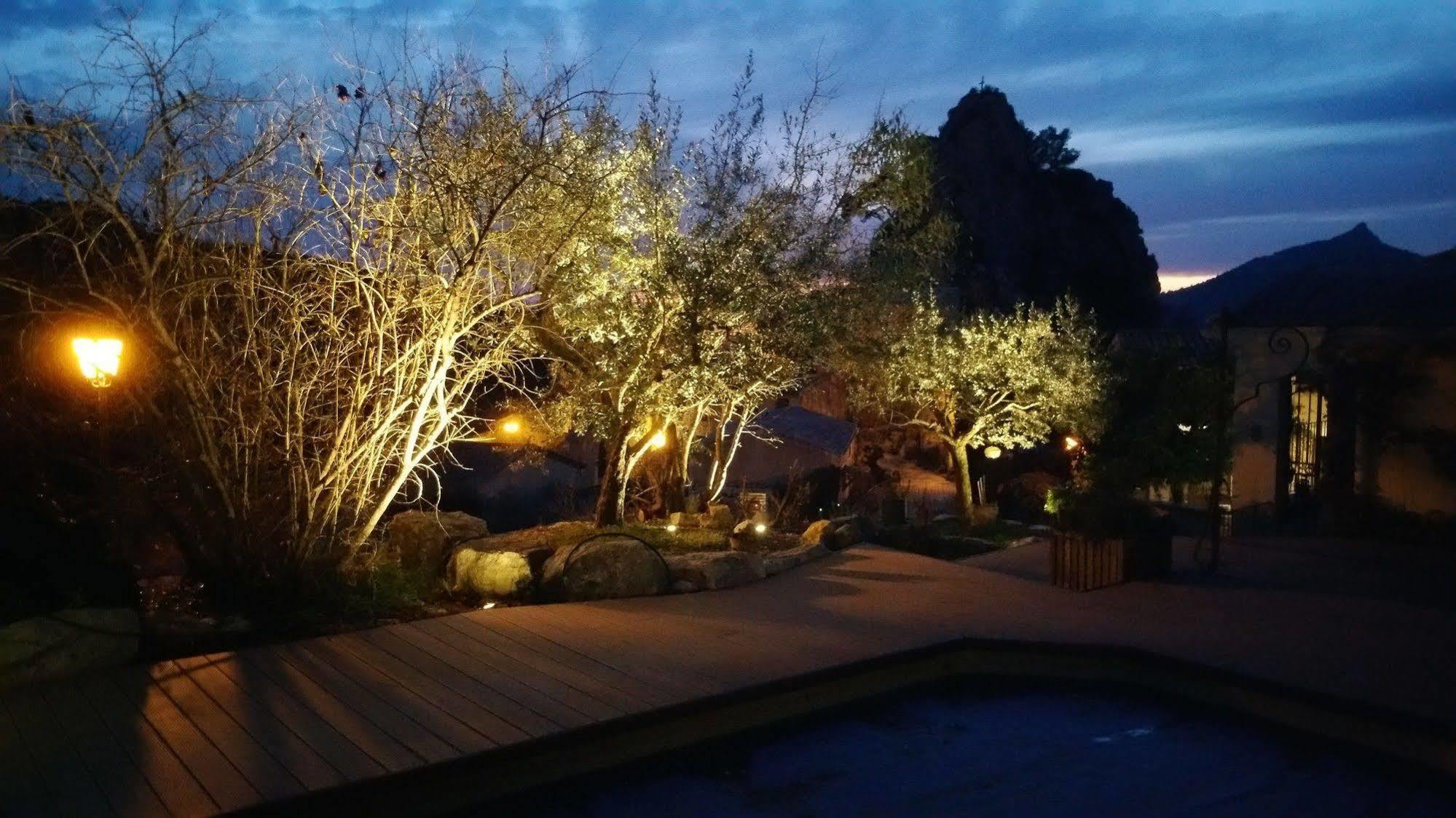Bed and Breakfast Mas De Carabelle La Roque-Alric Exterior foto
